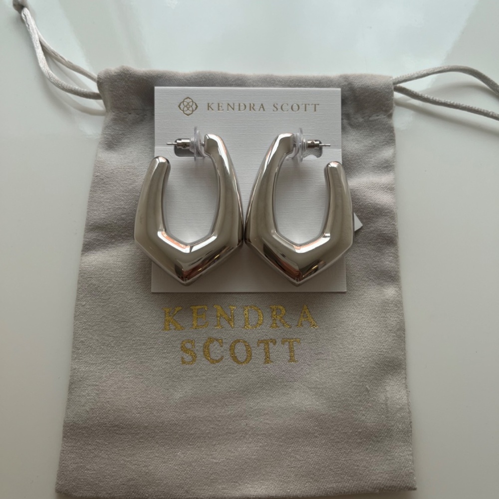 Kendra Scott Kaia Large Hoop Rhodium - Picture 2 of 5